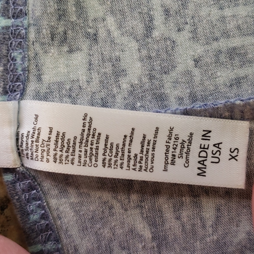 Lularoe Top Split Side Aztec Print Extra Small - image 6